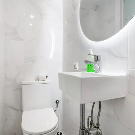 Centrico Con Piscina Apartment *